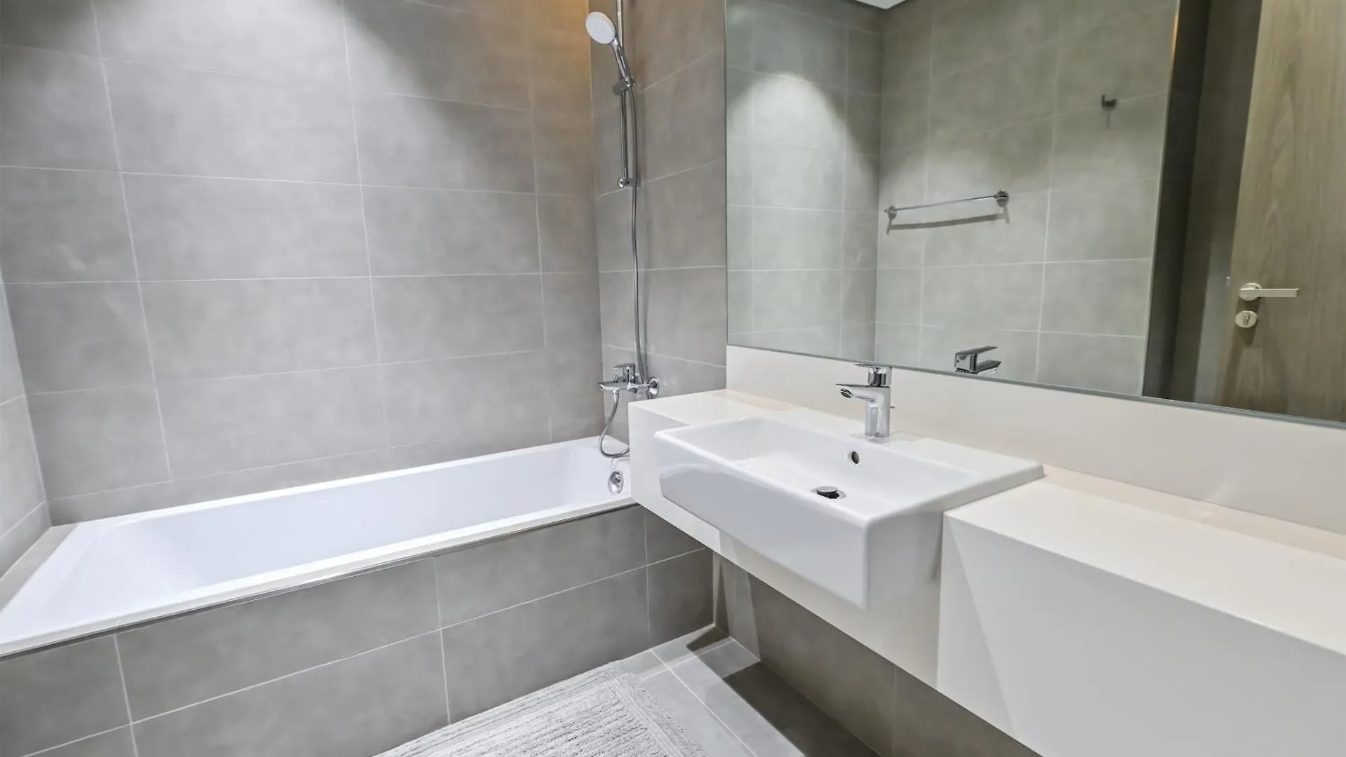 Unique 1 Bedroom In District One Meydan Dubai 0*,  Emirati Arabi Uniti